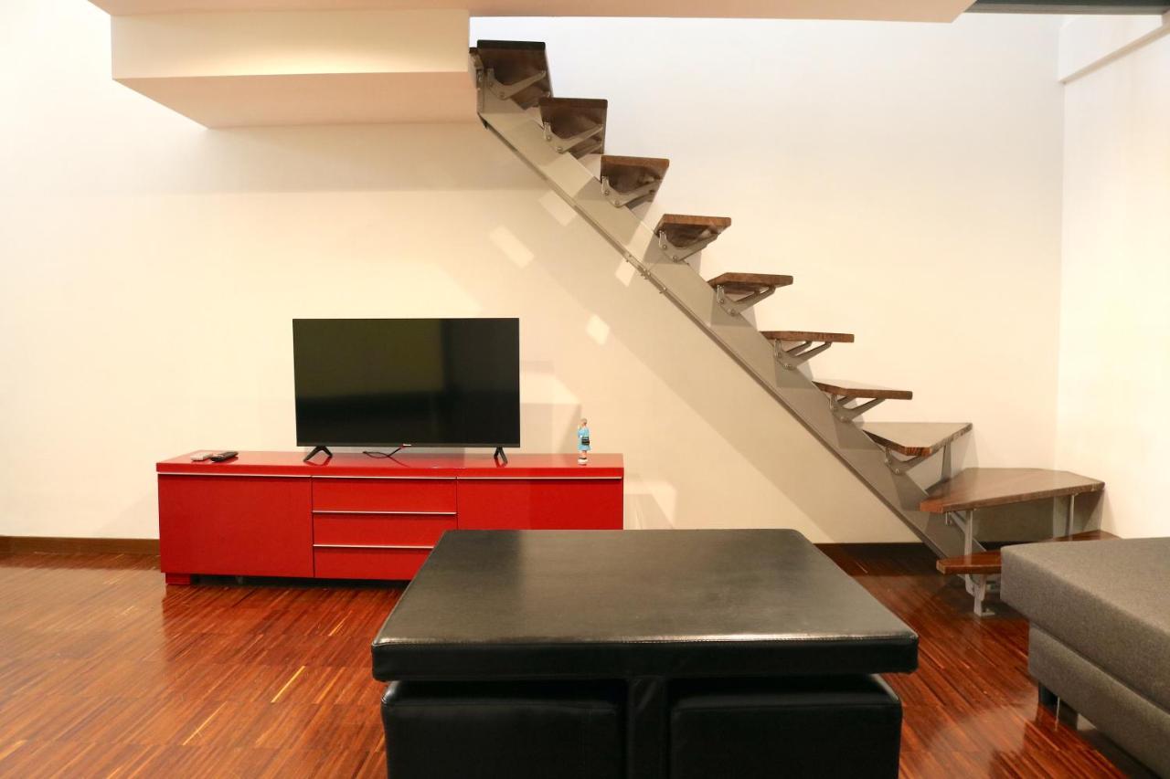 דירות מילאנו Cozy & Large Loft Famagosta מראה חיצוני תמונה